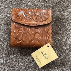 New Patricia nash wallet 99 .00 retail